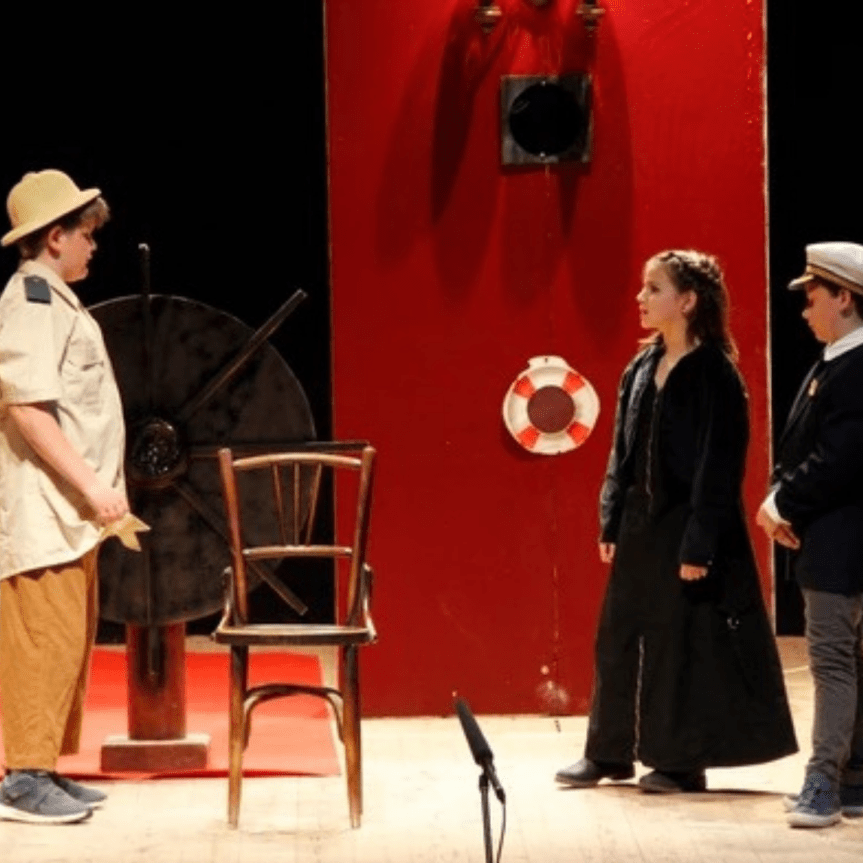 Inscripcions obertes de l’ESCOLA de TEATRE del&nbsp;Centre